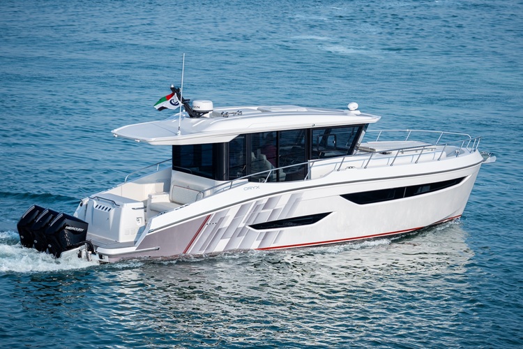 ORYX 37LX Cross Cabin Cruiser Premieres at Abu Dhabi Boat Show 2025 ORYX 37LX